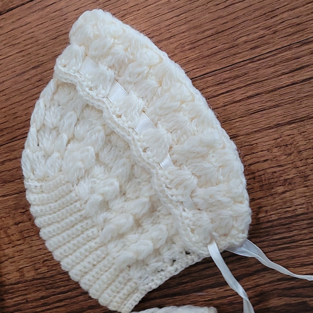 Vintage Handmade Knit Baby Sweater and Bonnet Set - Picture 8 of 11